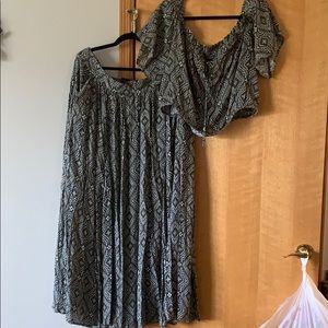 2 piece crop peasant top with maxi skirt